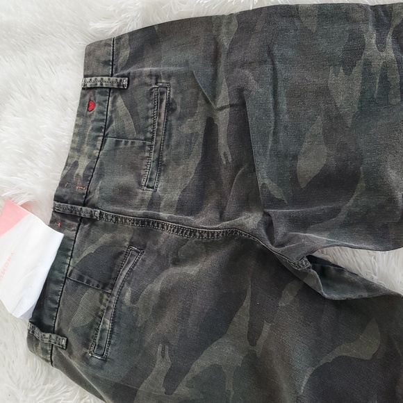 Sundry Camouflage Shorts 24 - Picture 3 of 11